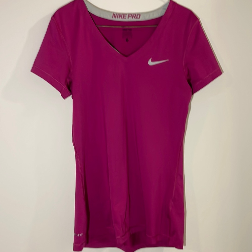 Medium Nike tshirt